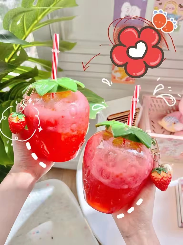 Cute Disposable Strawberry Shaped Plastic Drinking Water Bottle Cup With Lid& Straw for Party Decoration Supplies