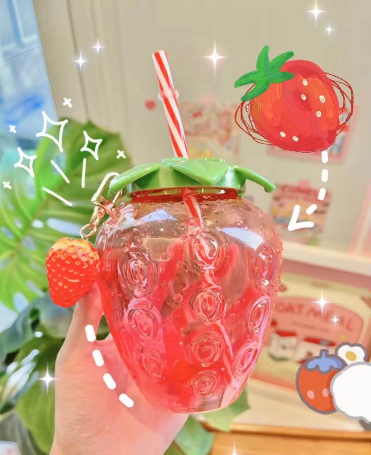 Cute Disposable Strawberry Shaped Plastic Drinking Water Bottle Cup With Lid& Straw for Party Decoration Supplies